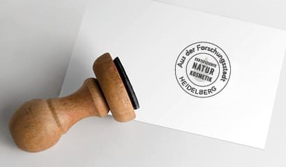 Startseite Über uns Stempel Stempel mit Siegel Naturkosmetik aus Heidelberg
