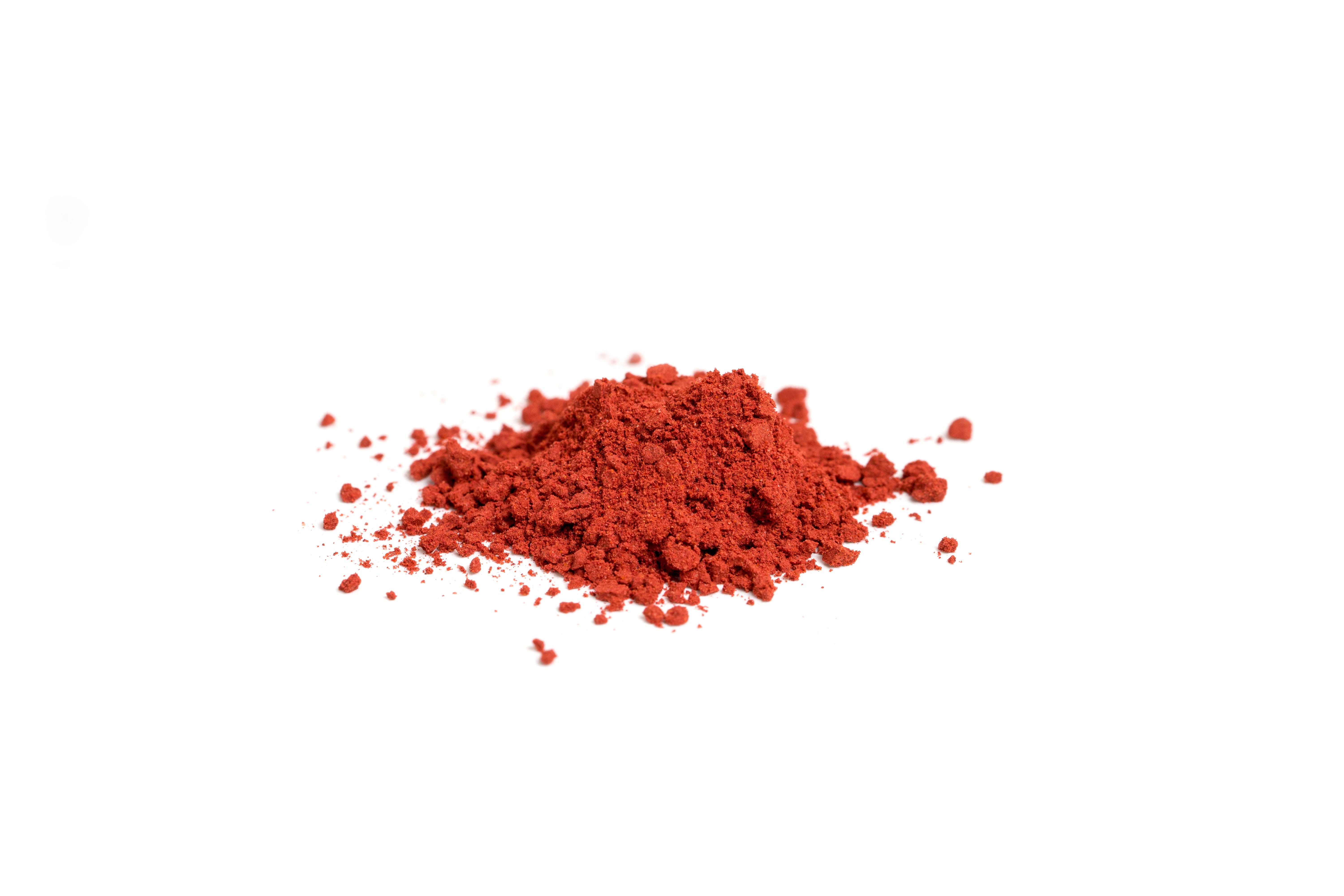 Rote Tonerde - Detoxing für die Haut: Tiefenreinigend, entfernt Öl und Hautschüppchen, fördert nachweislich die Hautstraffung und wirkt dem Hautalterungsprozess entgegen Rote Tonerde - Detoxing für die Haut: Tiefenreinigend, entfernt Öl und Hautschüppchen, fördert nachweislich die Hautstraffung und wirkt dem Hautalterungsprozess entgegen